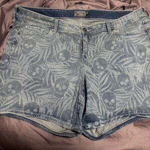 Torrid Tropical Denim Skull Print Jean Shorts